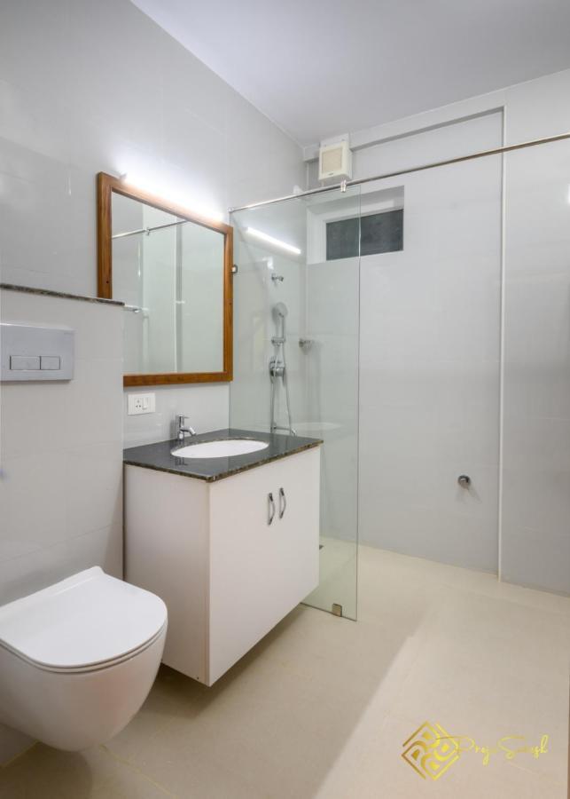 Daffodils Luxury Airport Suites Kochi Exterior foto